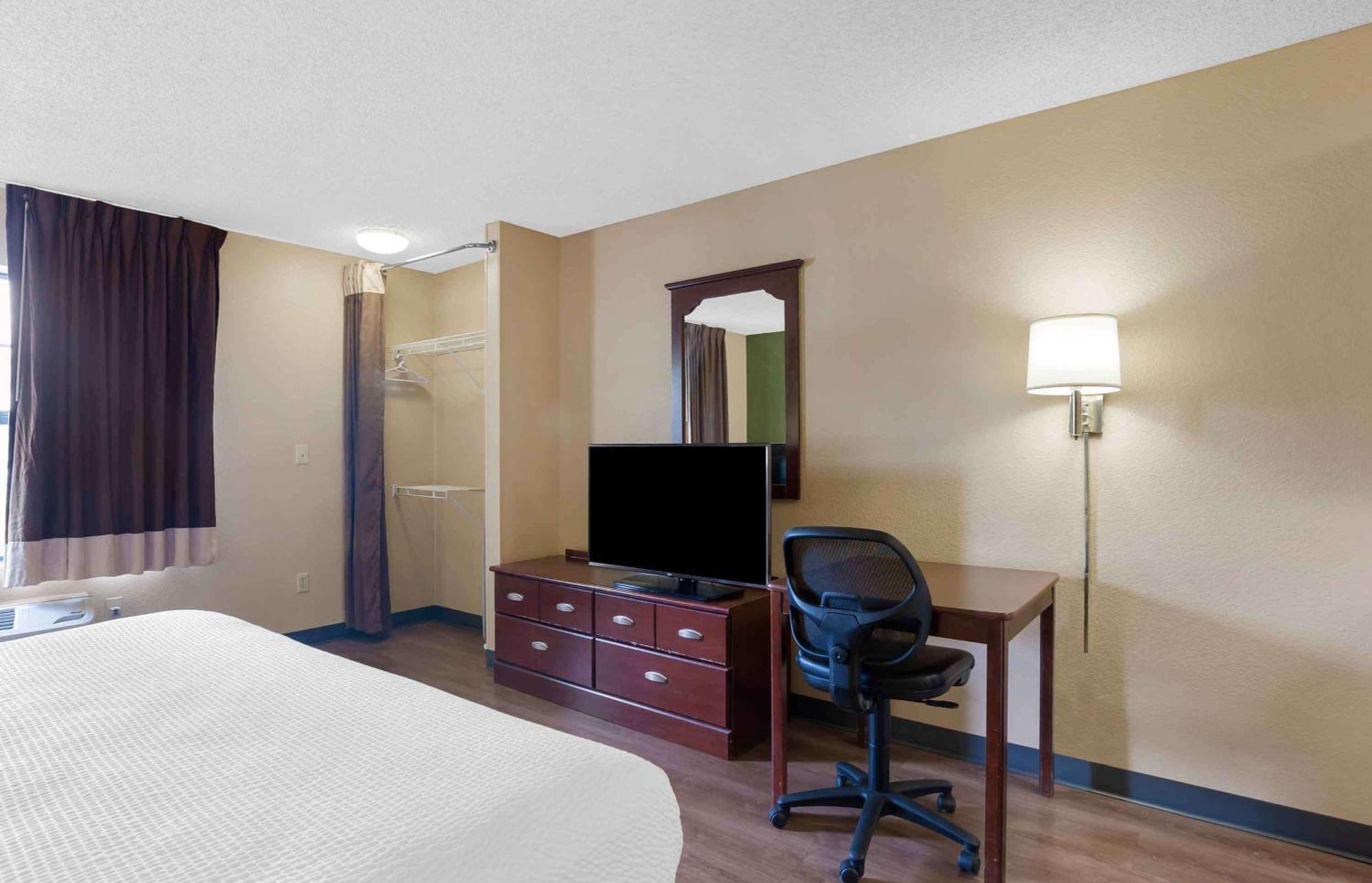 Extended Stay America Suites - Orlando - Southpark - Commodity Circle Oak Ridge Esterno foto