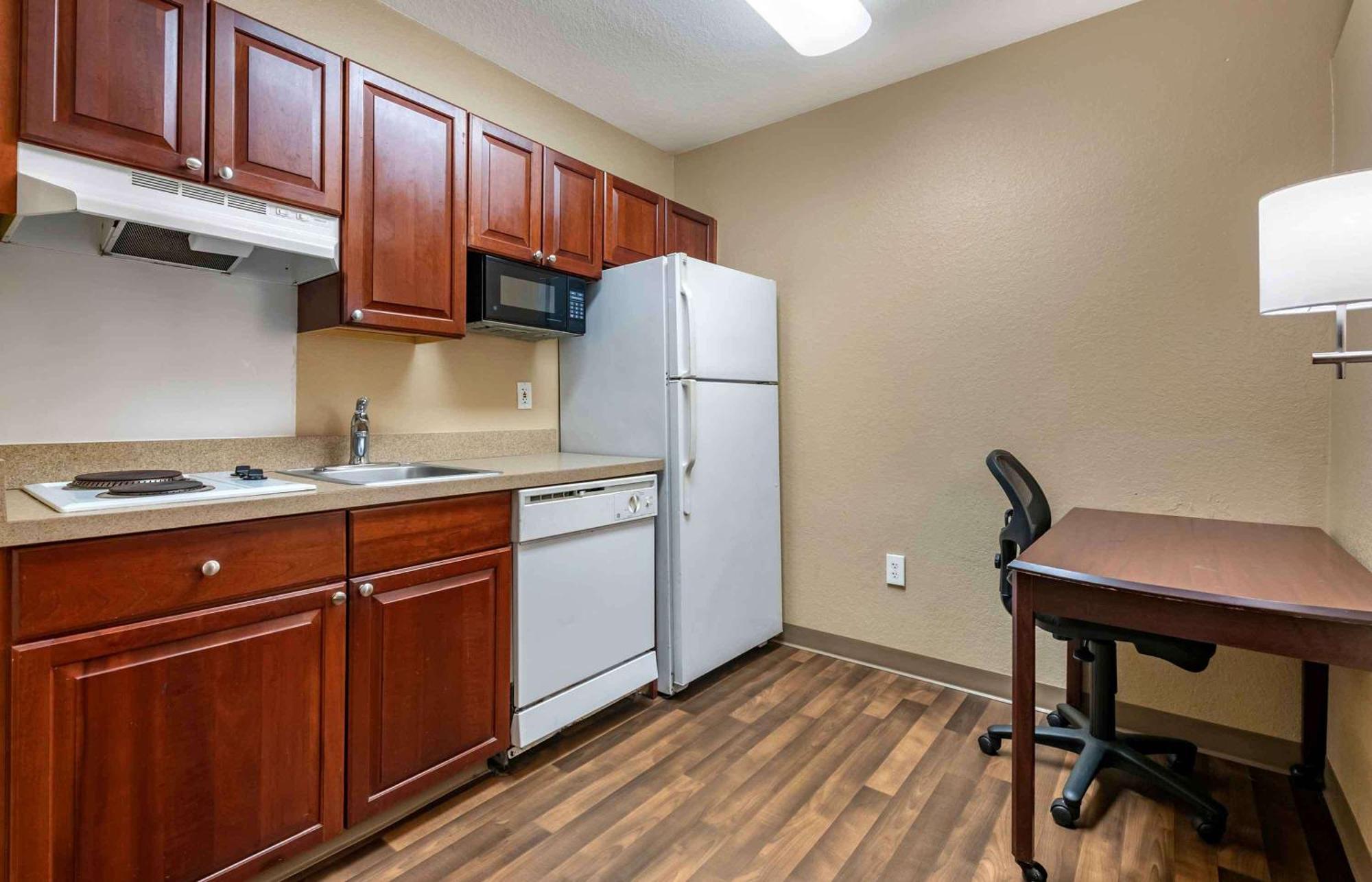 Extended Stay America Suites - Orlando - Southpark - Commodity Circle Oak Ridge Esterno foto