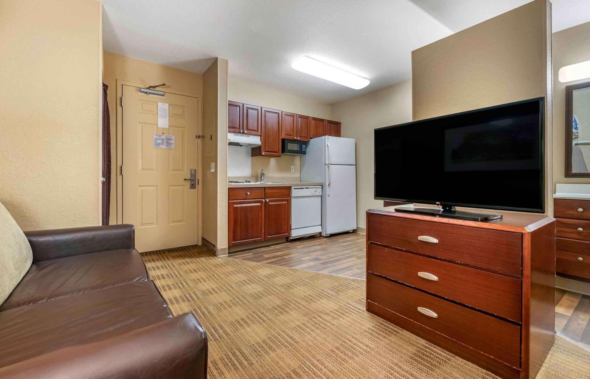 Extended Stay America Suites - Orlando - Southpark - Commodity Circle Oak Ridge Esterno foto